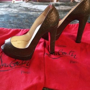 Authentic Christian Louis Vuitton